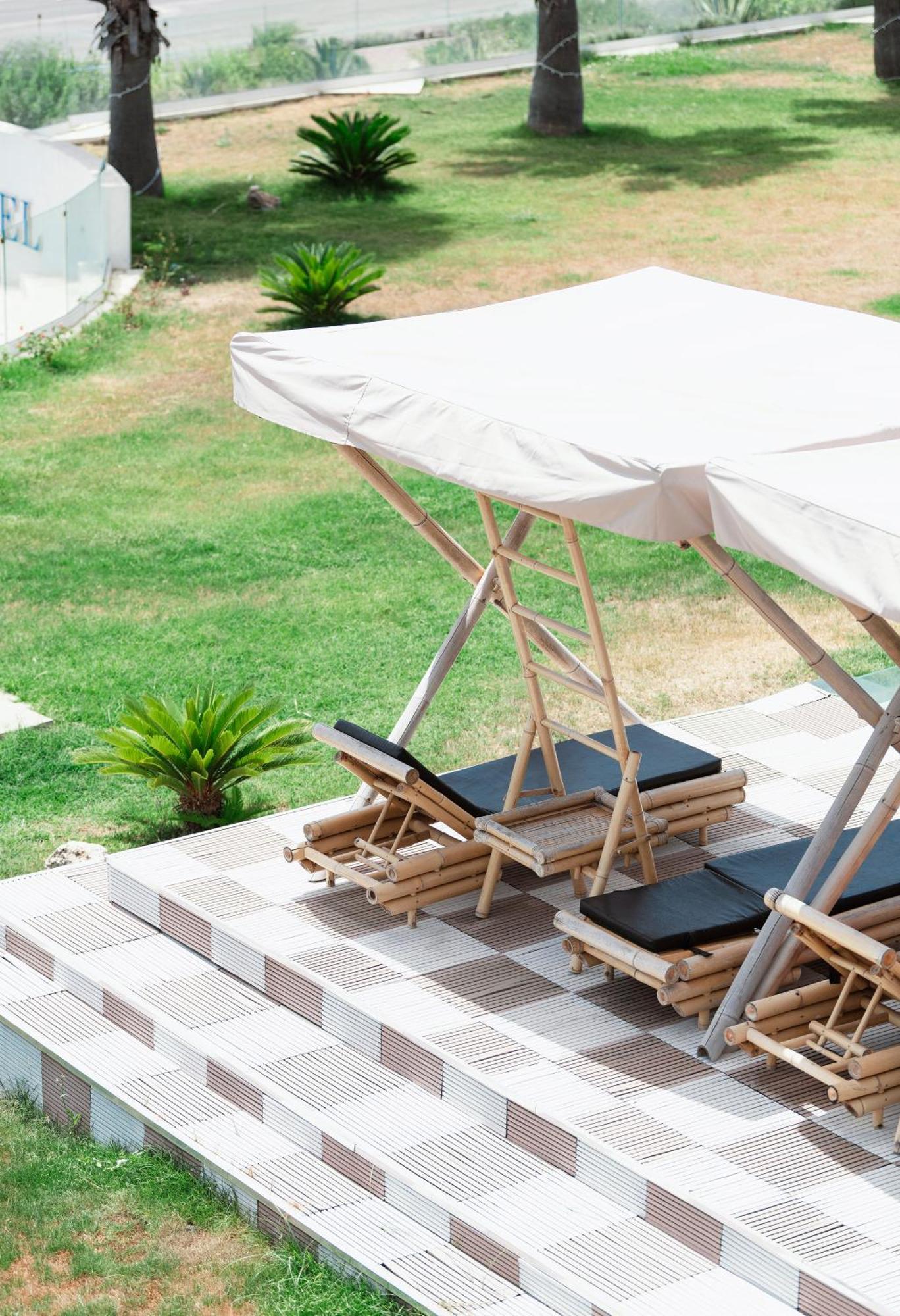 Jonium Hotel - Amazing Sea View And Swimming Pool Pulsano Exterior foto