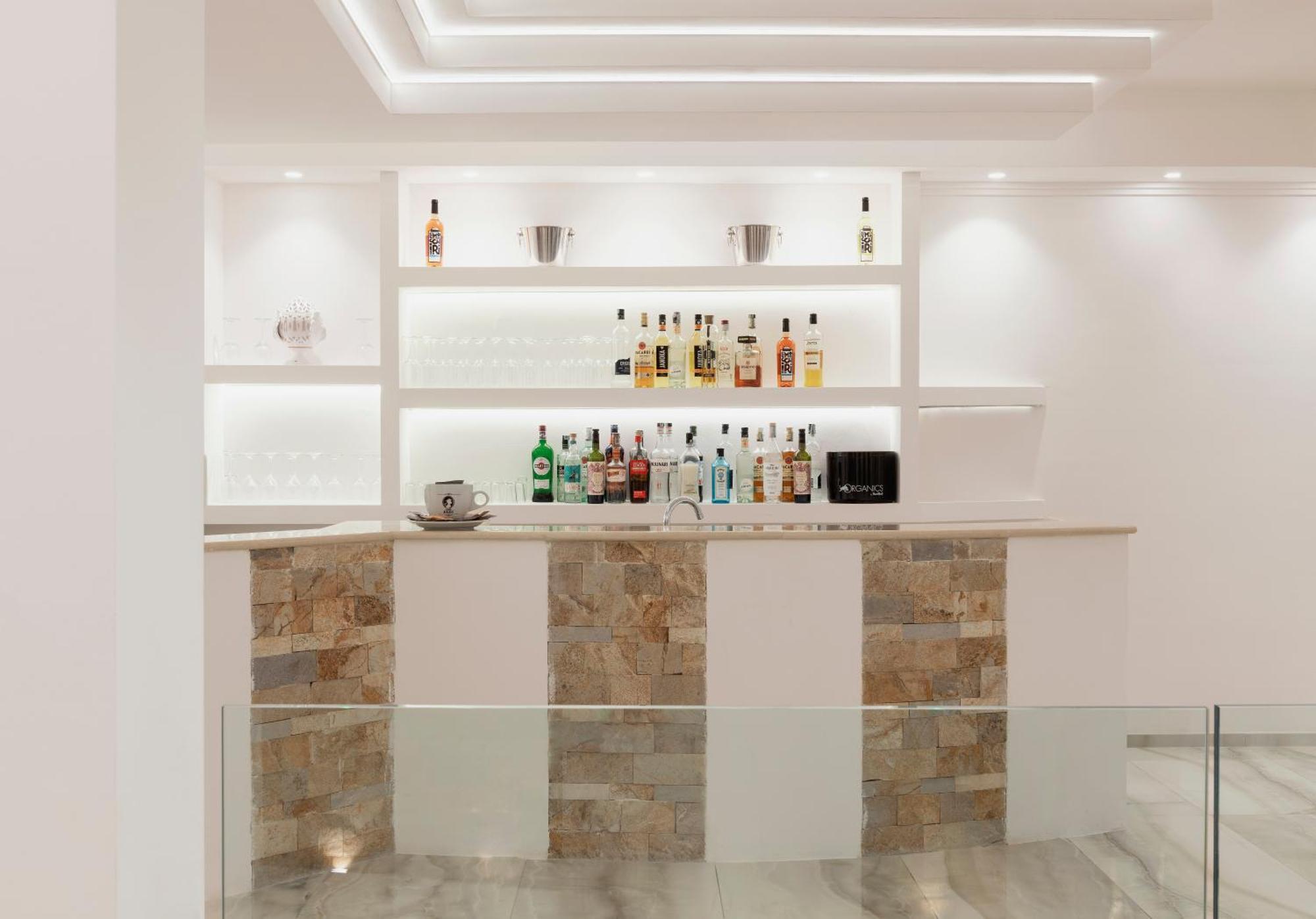 Jonium Hotel - Amazing Sea View And Swimming Pool Pulsano Exterior foto