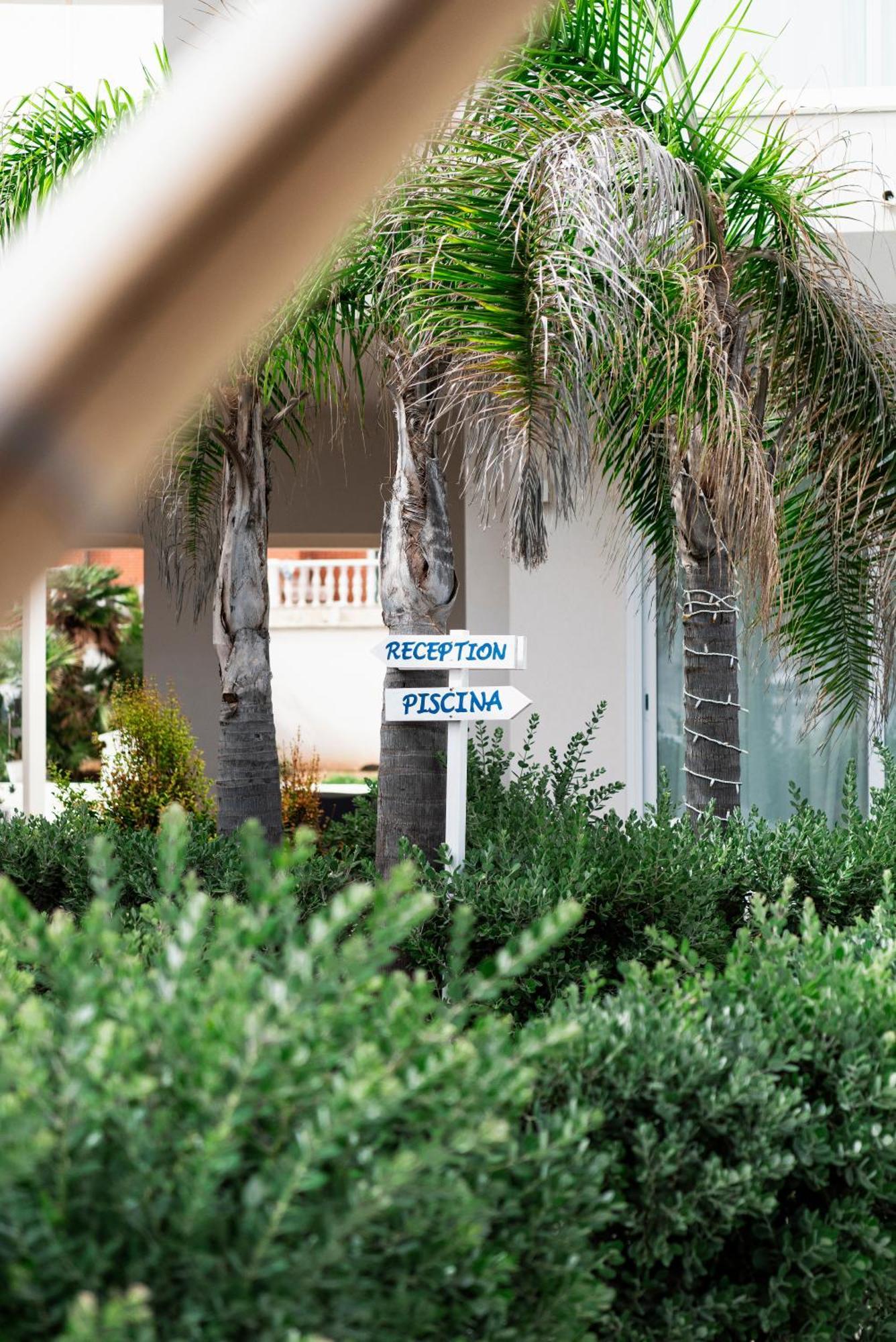 Jonium Hotel - Amazing Sea View And Swimming Pool Pulsano Exterior foto