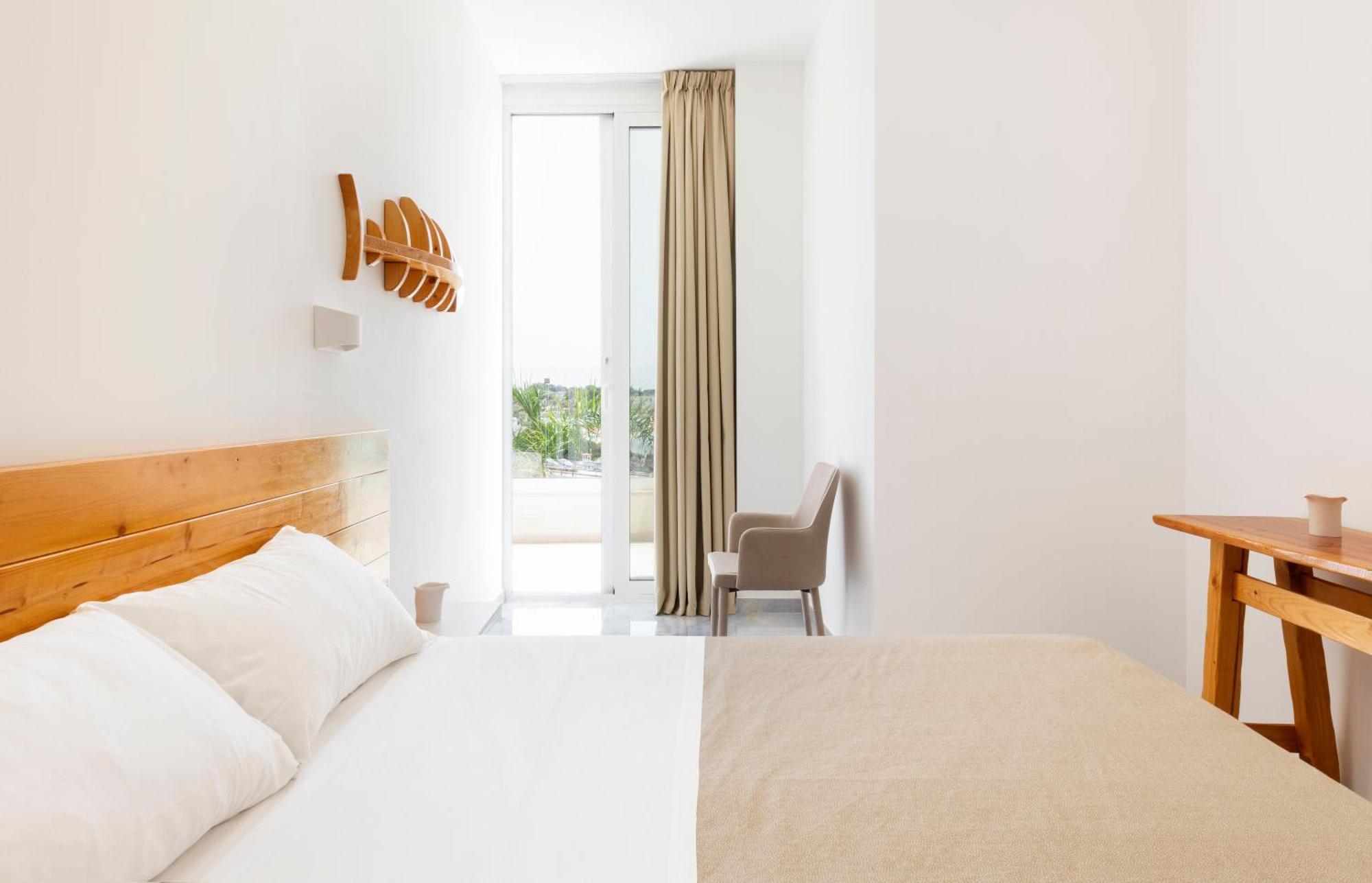 Jonium Hotel - Amazing Sea View And Swimming Pool Pulsano Exterior foto